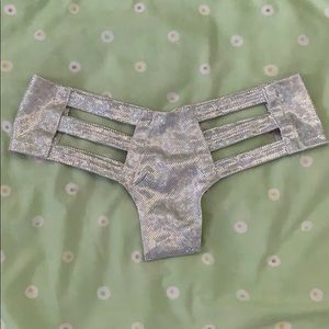 Holographic rave cut out bottoms